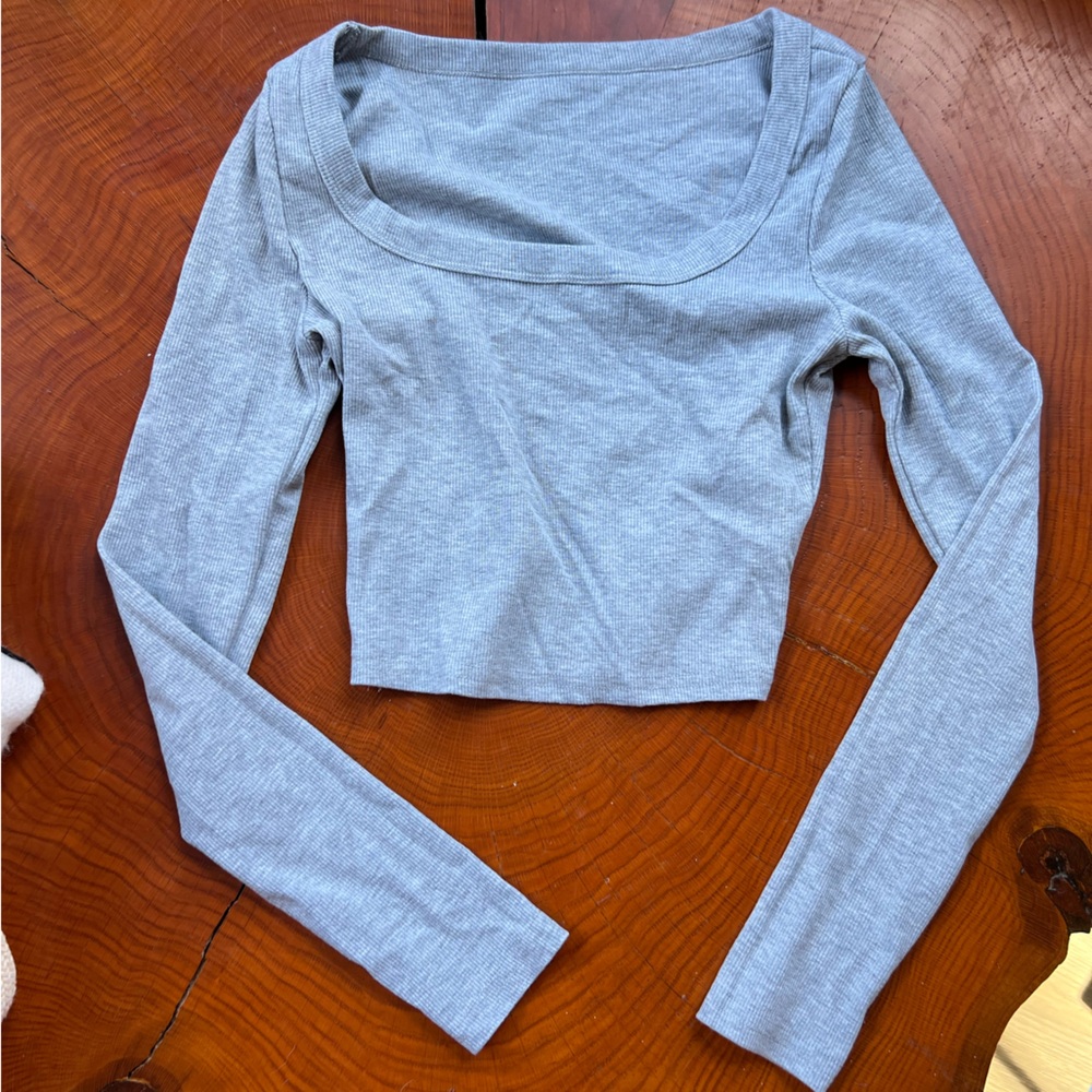 Gray Long Sleeve Croptop S
